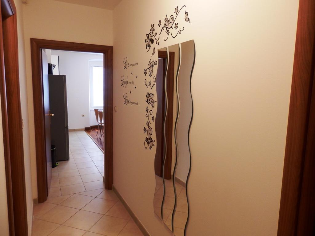 Apartment Pula Center Luaran gambar